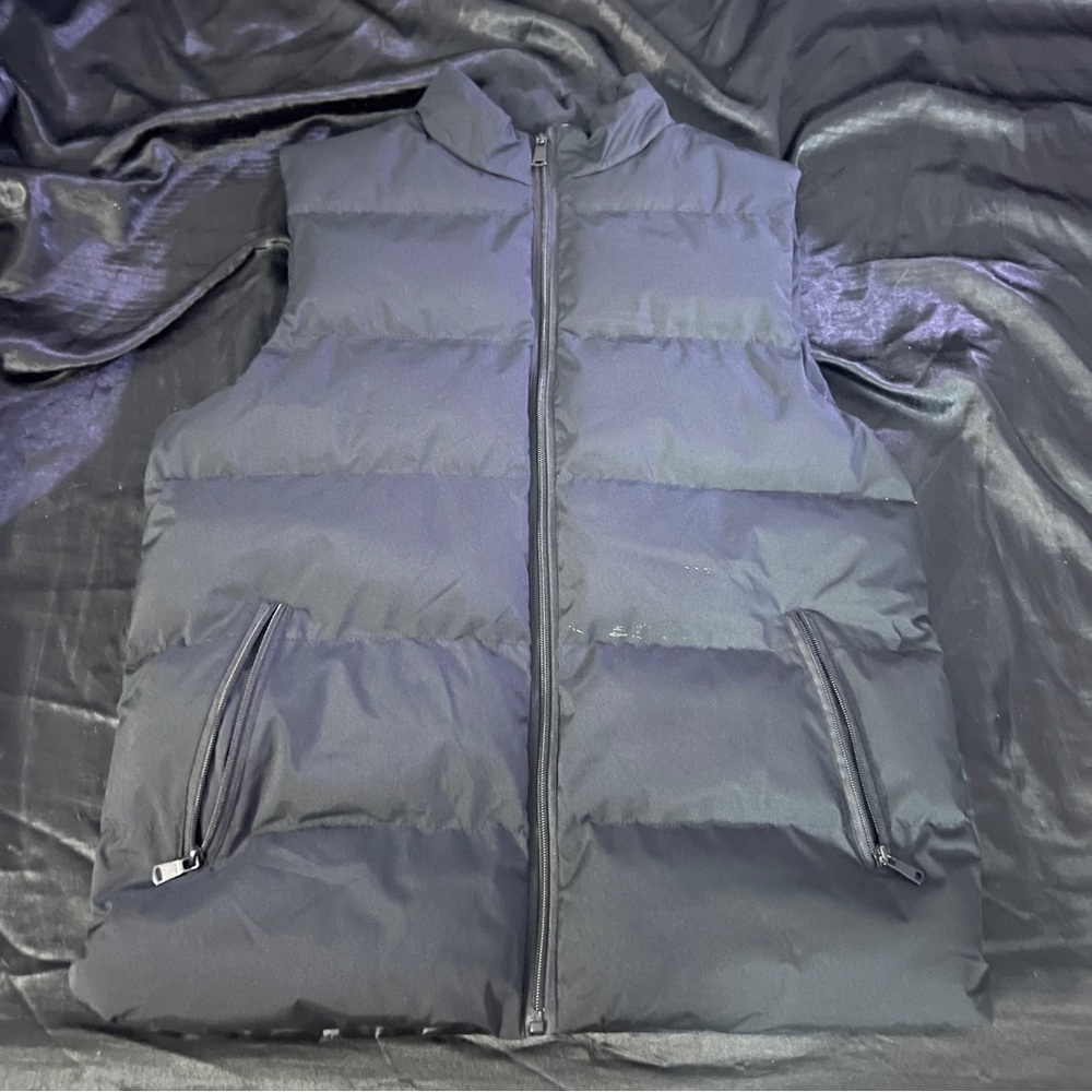 SHEIN Puffer Vest